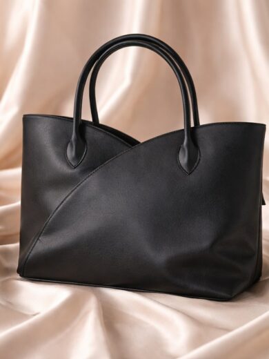 Sac Cabas Signature simili cuir noir signature vue dos